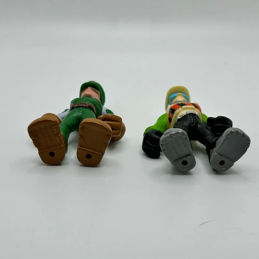 Jurassic World Imaginext Park Worker Action Figure Lot of 2 Green Tan Figures